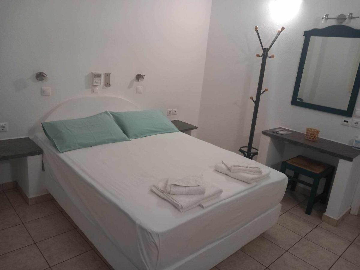 Studios Margarita Platis Gialos  Экстерьер фото
